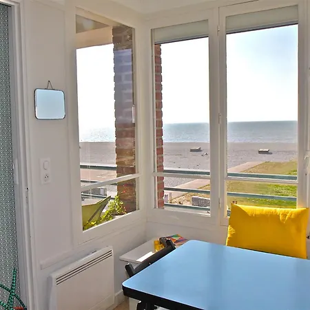 Le Continental * Cayeux-sur-Mer